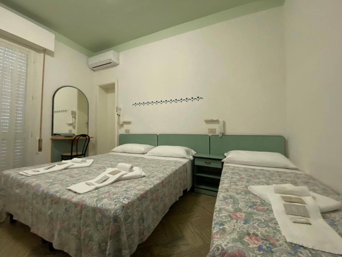 Hotel Nanni Garni Ρίμινι Εξωτερικό φωτογραφία