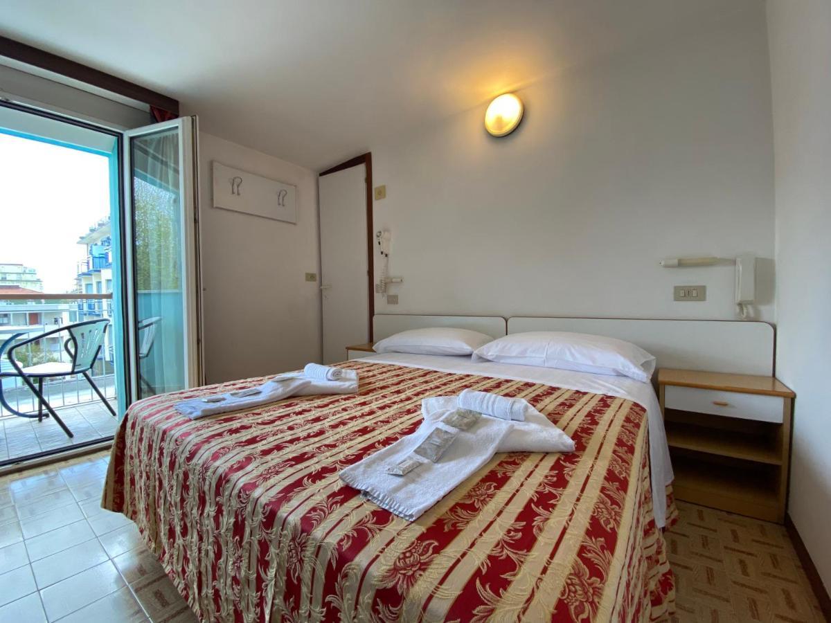 Hotel Nanni Garni Ρίμινι Εξωτερικό φωτογραφία