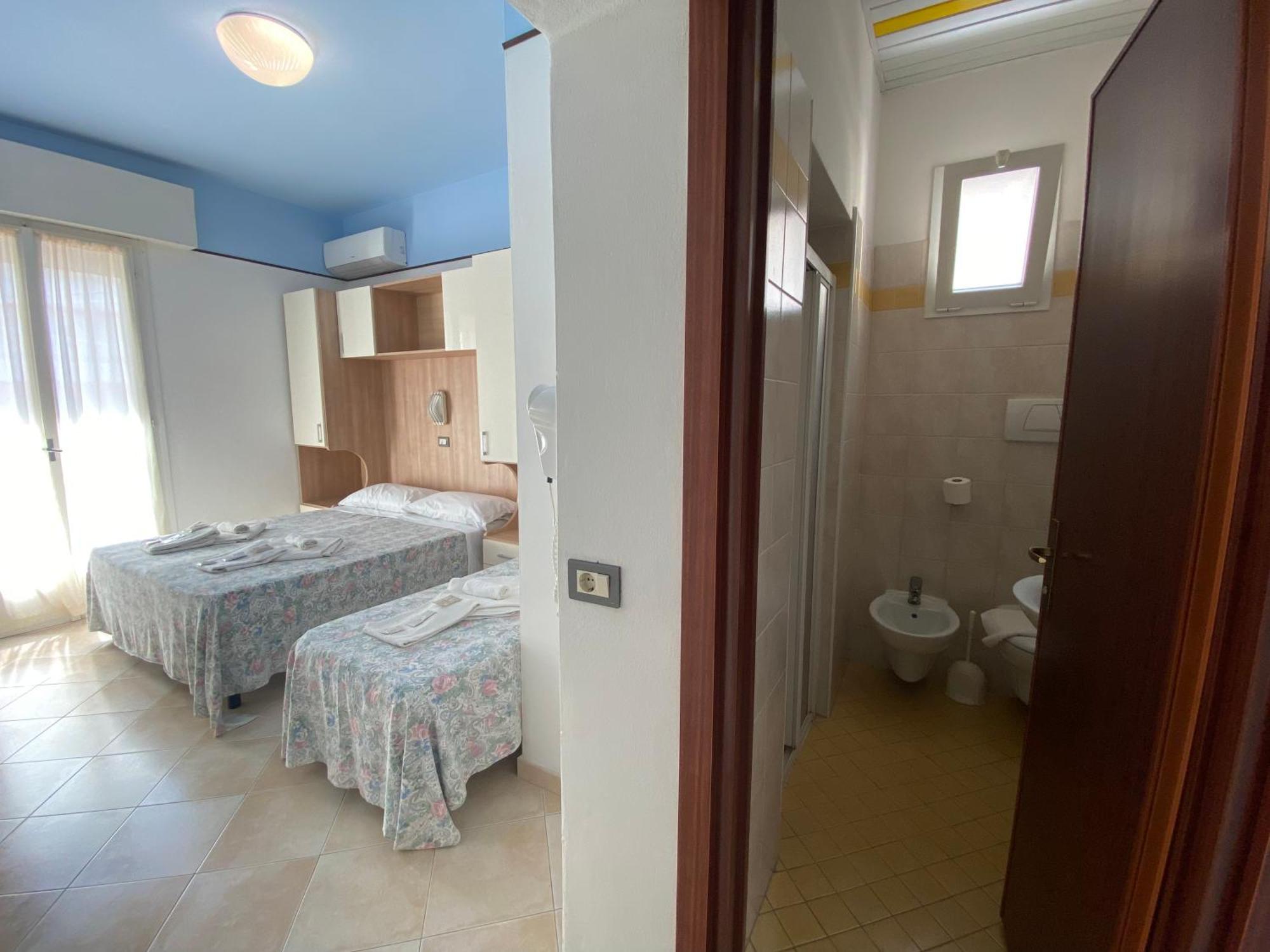 Hotel Nanni Garni Ρίμινι Εξωτερικό φωτογραφία
