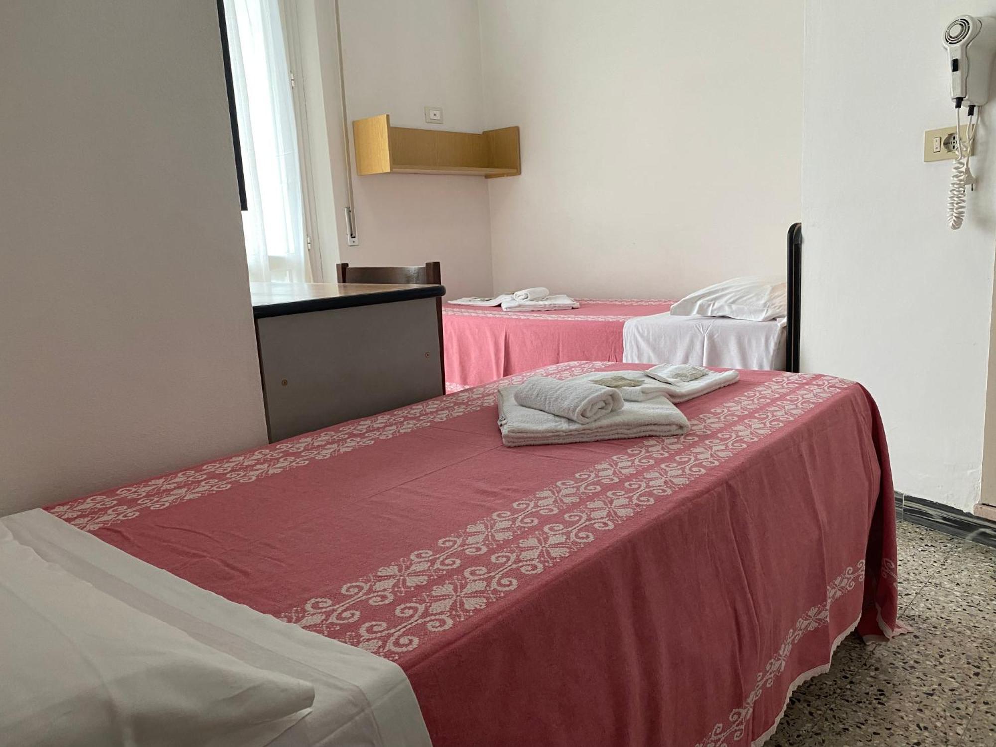 Hotel Nanni Garni Ρίμινι Εξωτερικό φωτογραφία